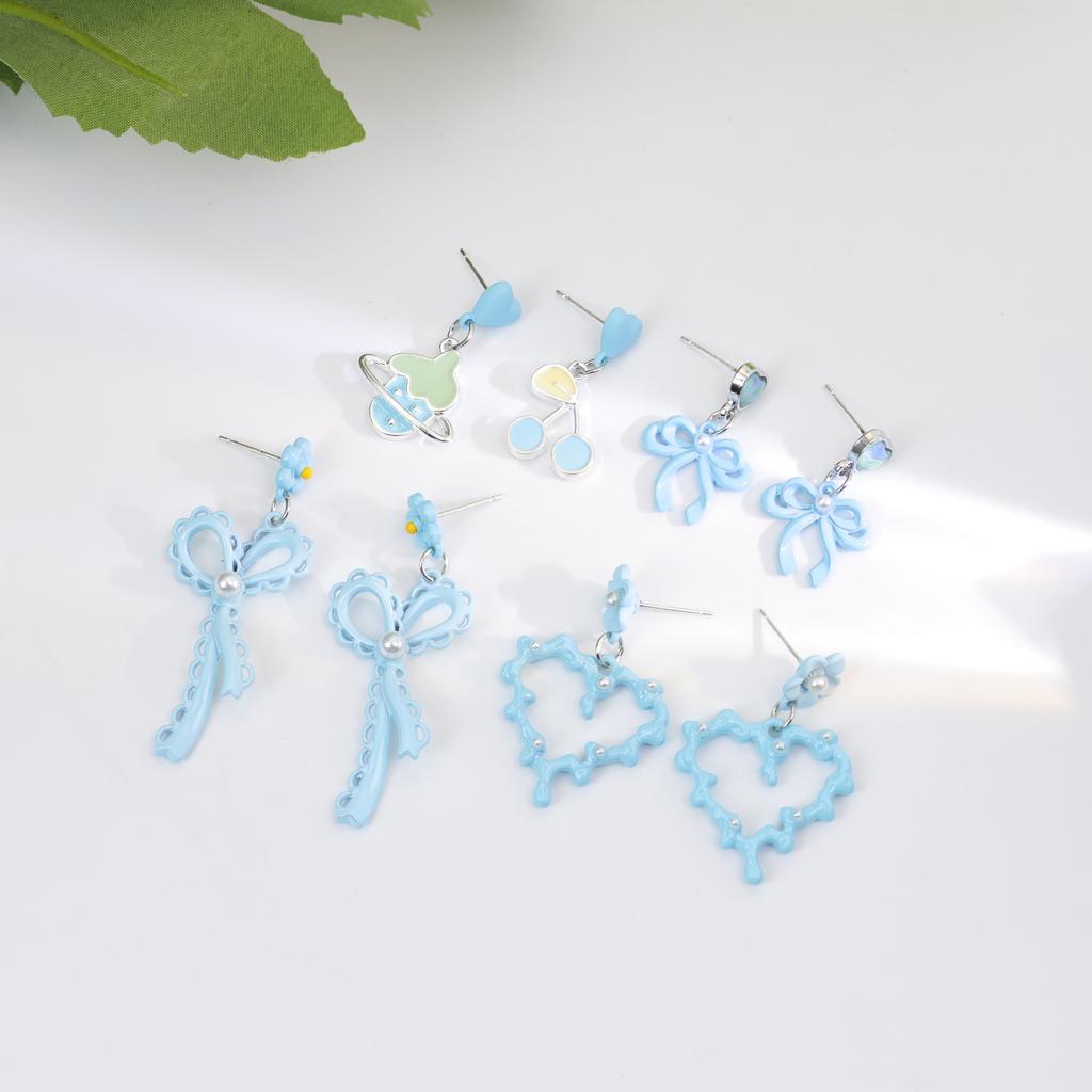 Geometrische Ohrringe in blauer Farbe für Damen Böhmische Blumen-Schmetterlings-Anhänger Weibliche Hängeohrringe
