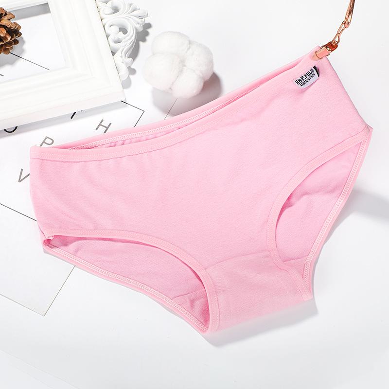 Pure Cotton Women's Low Waist Briefs - Solid Color, Breathable Underwear for Teens and Students
