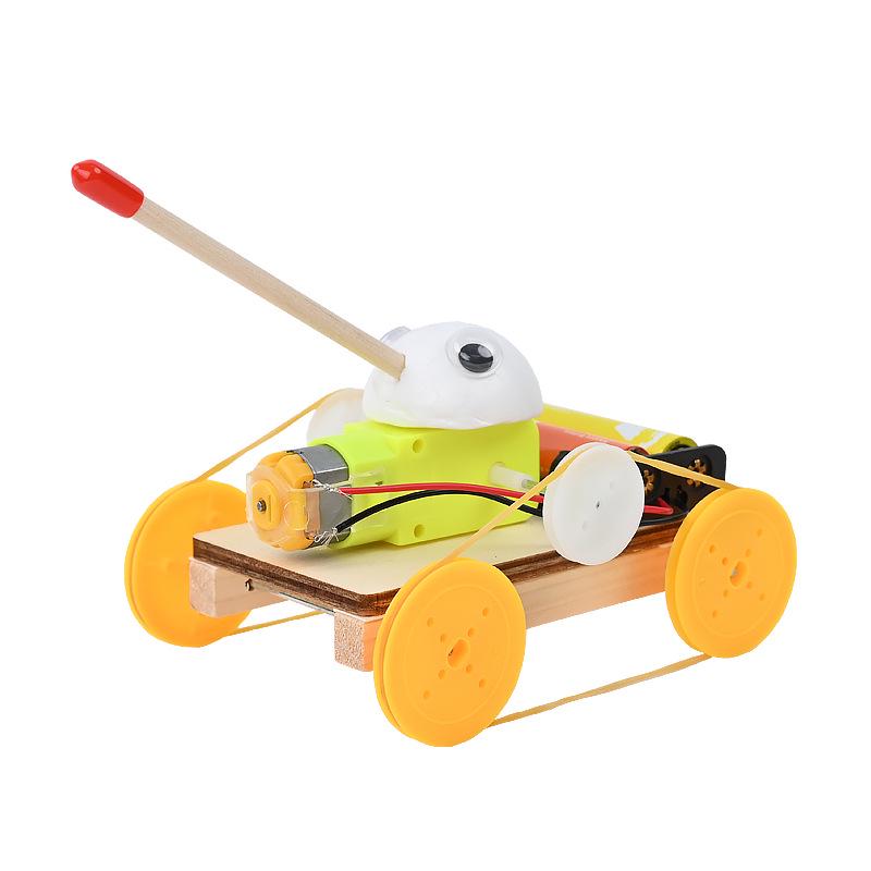 DIY Small Tank Model Kit: STEM & Science Education for Makers