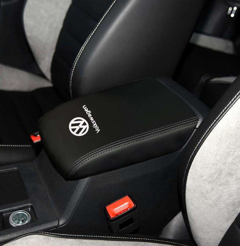 Kryt loketní opěrky pro Golf modely 09-20: Prémiová supervláknová kůže, ochrana odolná proti opotřebení