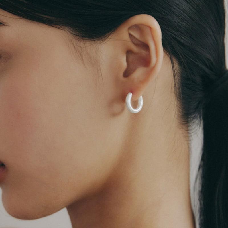 Enuff (silver 925) Sandy Textured Earring