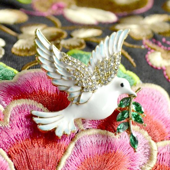 Anstecknadel Symbolischer Friedenstauben-Design Zinklegierung Anstecker mit Strassstein-Einlage Passt zu Mänteln Pullovern Kleidern Abzeichen
