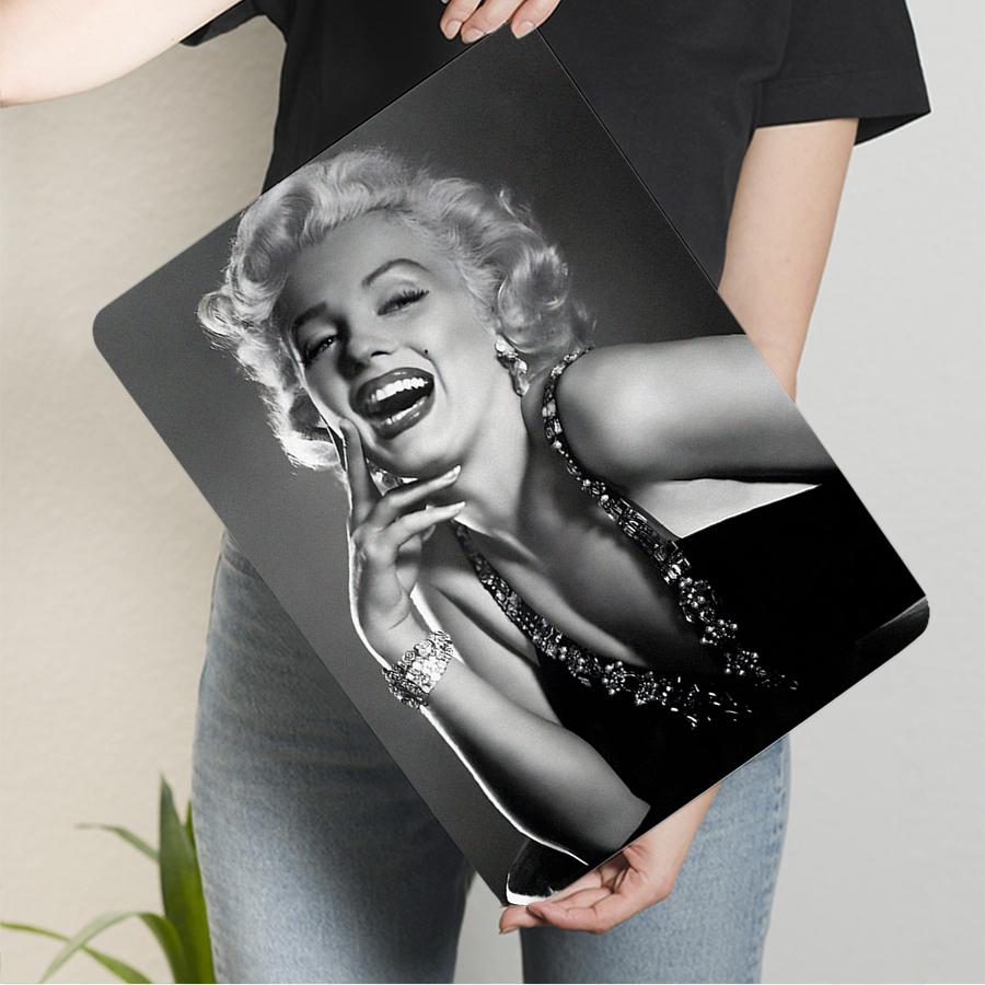 Classic Marilyn Monroe Black and White Smile Portrait Retro Metal Tin Sign Wall Art for Living Room Bedroom Bar Home Decor