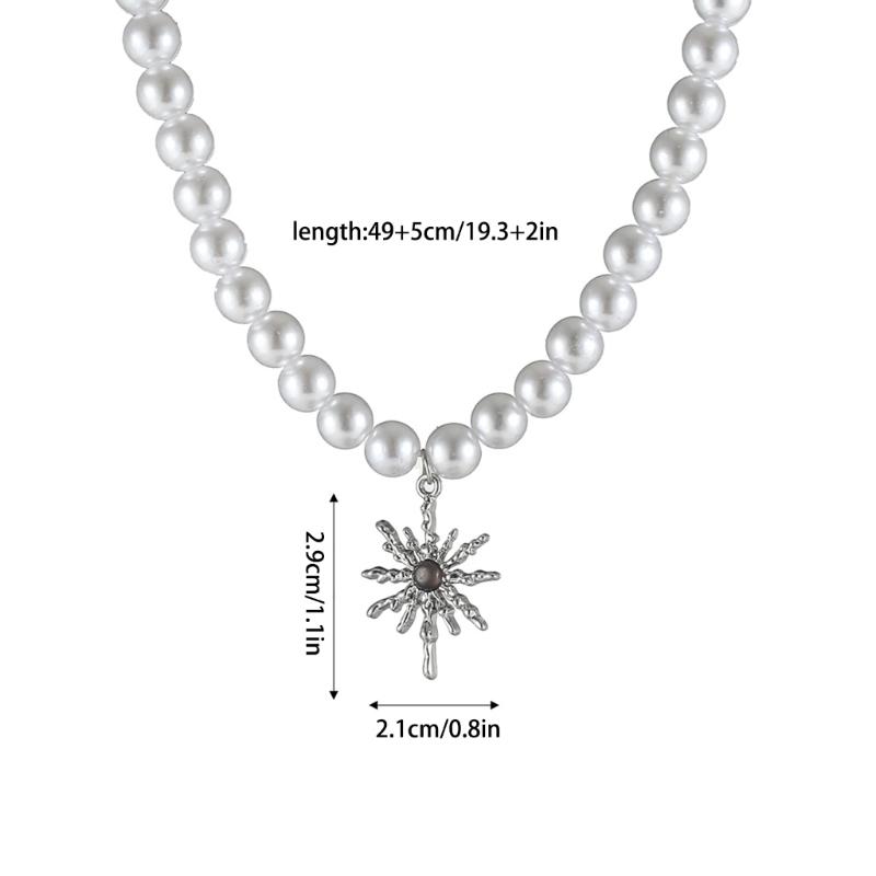 Delicate Necklace with Adjustable Chain Stylish Pendant Necklace Jewelry Adjustable Clavicular Chain Pearls Neckchains