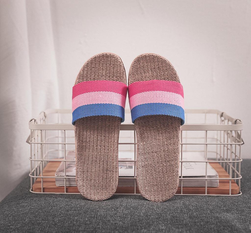 Cotton and Linen Non-Slip Home Slippers for Men and Women – Indoor Summer Slippers with Thick Bottom for Wooden Floors.