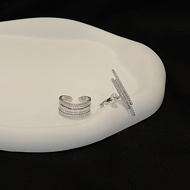 Niche Design Cold Wind Zircon Light Luxury Open Ring High Sense French Full Diamond Ring