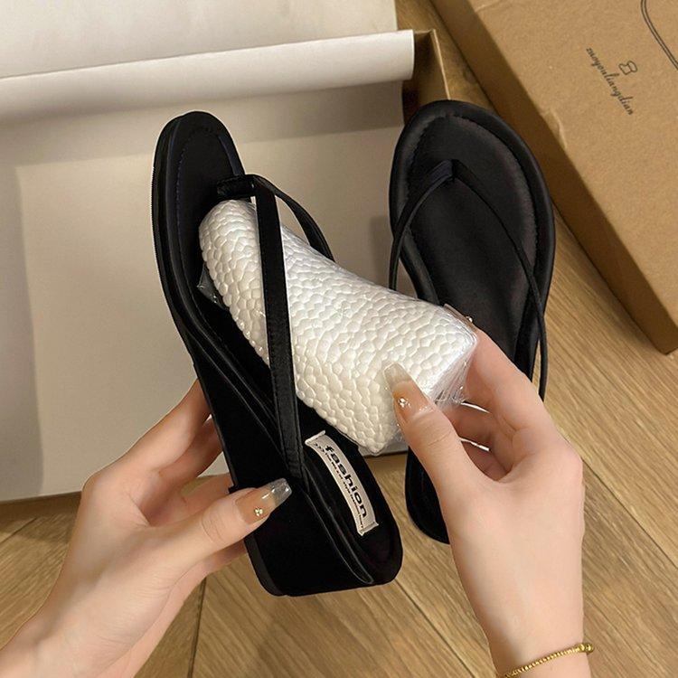 Women's Summer Outdoor Sandals: Chic French-Style Elegant Wedge-Heel Thong Sandals with Thick Soles