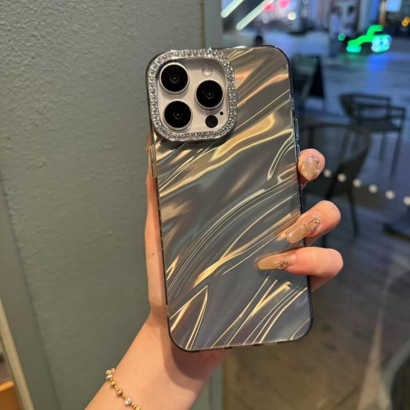 

Luxury Water Ripple Case for Apple iPhone 13, 15 Pro & 17 Pro Max - Sleek Design for Women. 17