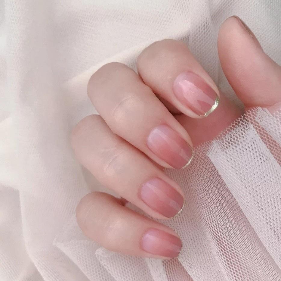 Französische Ombre Nude Rosa Wasserdichte Falsche Nägel - Abnehmbare & Tragbare Nagel-Pflaster
