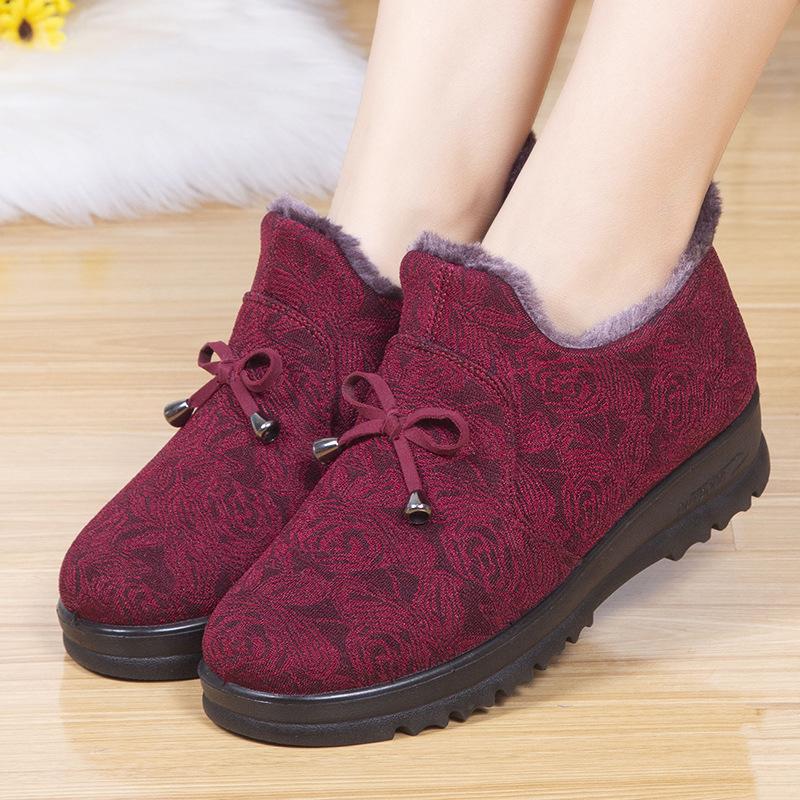 Shoes Women's 2025 New Women's Cotton Boots Keep Warm and Non-slip for Middle-aged and Elderly Mothers. Versatile Cotton Shoes Are Not Tiring.