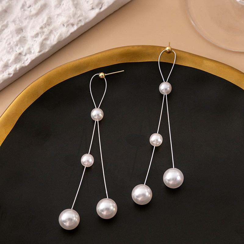Silver Needle High-end Cold Wind Pearl Earrings, Niche Versatile Long Fringed Earrings, Simple Earrings for Women