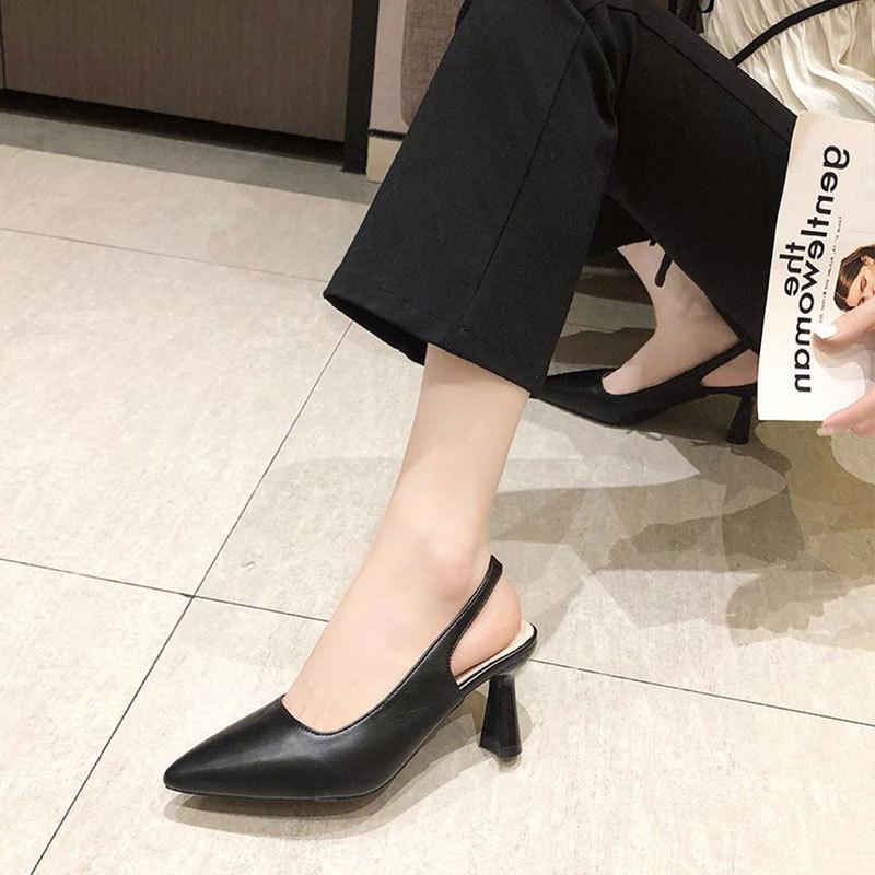 Baotou Sandalen 2025 neu Französisch Retro spitz dicker Absatz hohe Absätze Damen professionelle Arbeit Einzelne Schuhe