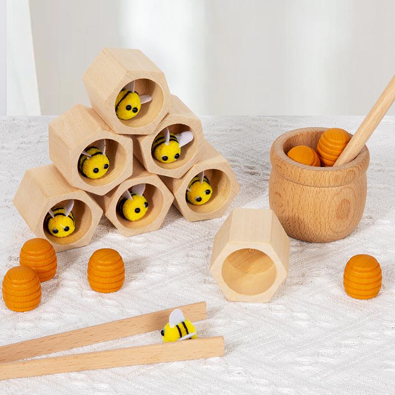 

Kids Beading Puzzle: Little Bee Role-Playing Toy for Concentration Training
