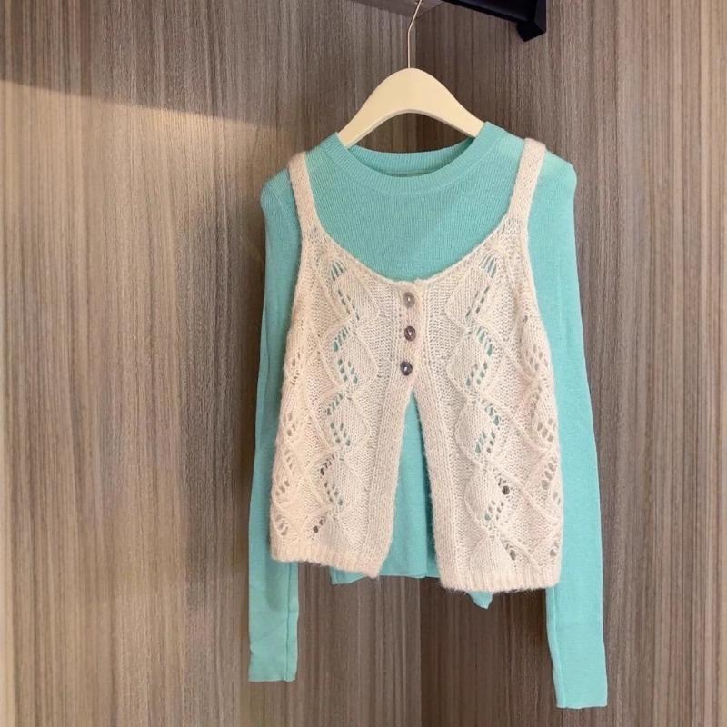 Autumn wear vest knitted vest suspenders stacked green inner bottoming shirt top women's two-piece suit