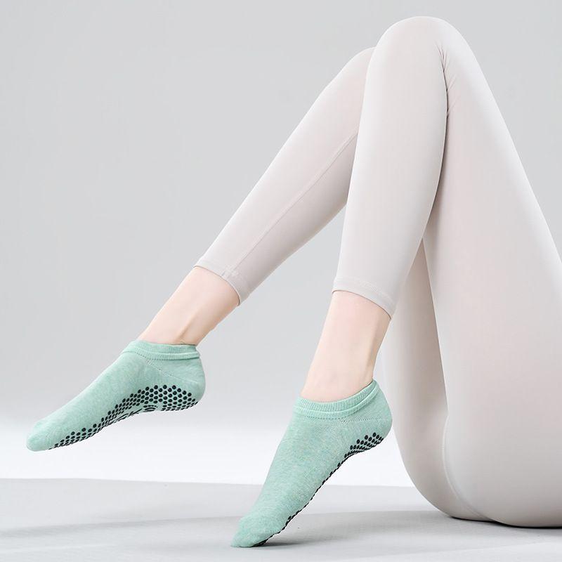 

New Arrival Professional Non Slip Women s Pilates Yoga Socks Short Tube Beginner Fitness Room Socks Silicone Sports Boat Socks Clear Water Blue Green free size