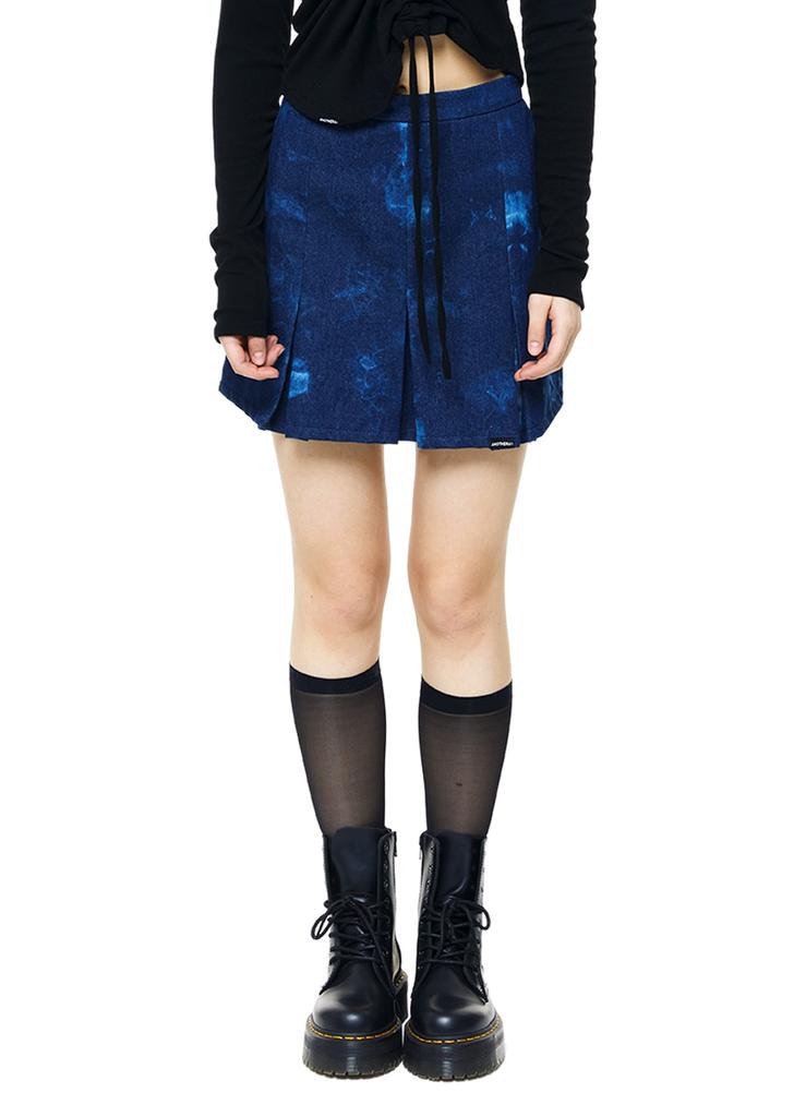 ANOTHER A Pleated Washed Denim Skirt