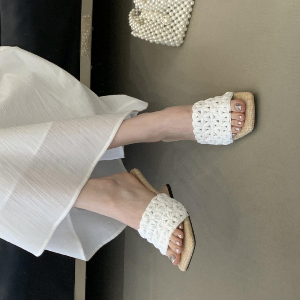 Fashion Niche Roman Style One-Word Drag Women S Summer Square Head Temperament High-Heeled Sandals 35 5790₽