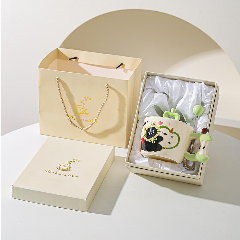 Creative Apple Cat Mug with Lid High Pretty Couple Ceramic Cup Souvenir Gift Cup for Best Friends Breakfast Cup