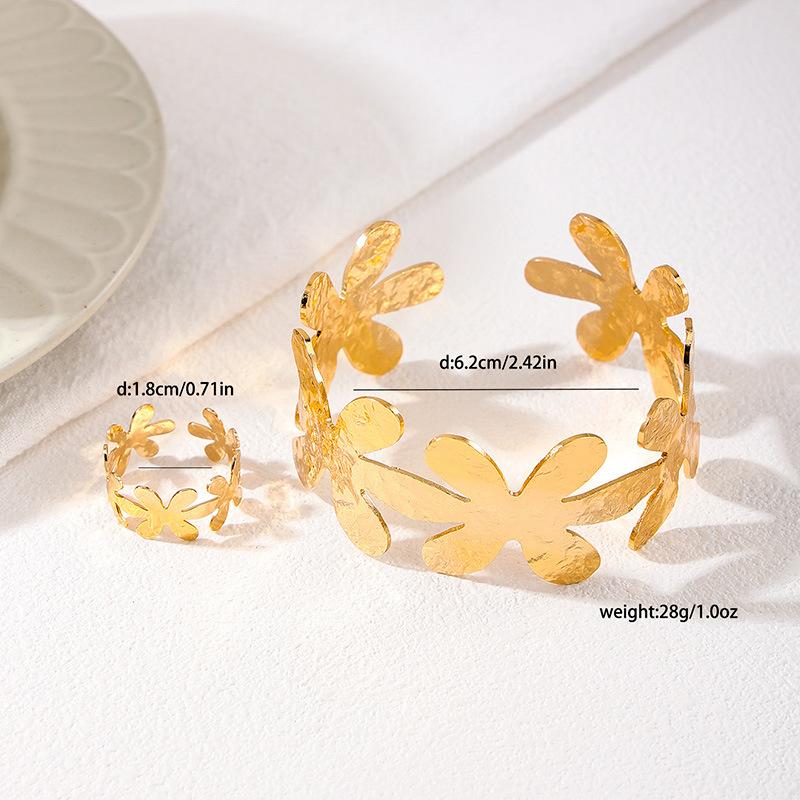 Metal Style Five-petal Flower Small Flower Women's Open Bracelet Ring Suit