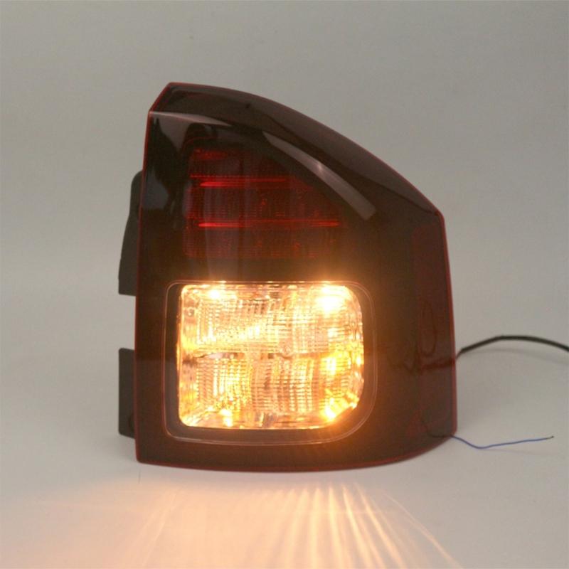 Car Flashing Left Right Rear Bumper Reflectors For Select Model Vehicle Car Lighting 5182543AC, 5182542AC