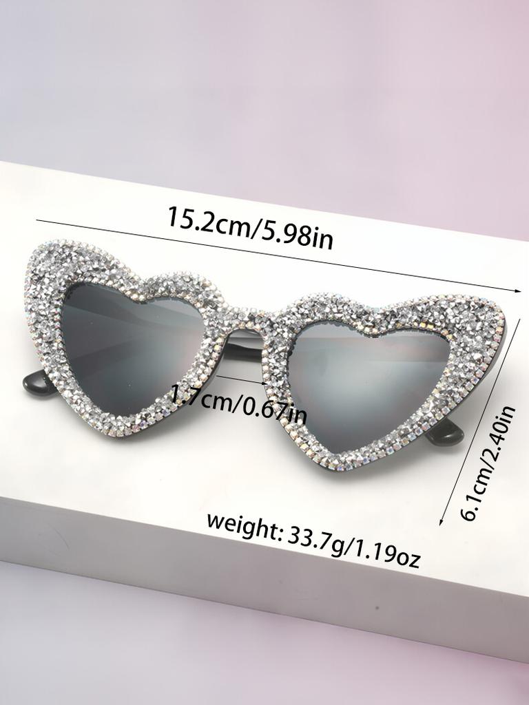 2026 Cute Diamond Encrusted Heart Style Women Sunglasses Trendy Female Sun Glasses Romantic Lady Light Luxury Gift KJ162