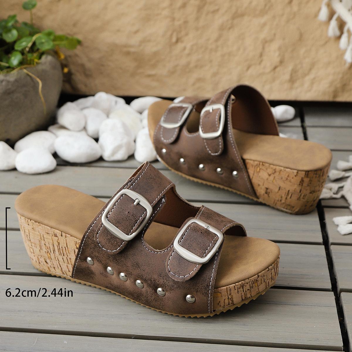 

2025 summer new muffin thick-soled sandals Korean version rivet belt buckle open-toed casual beach wedge heel sandals women 43 коричневий