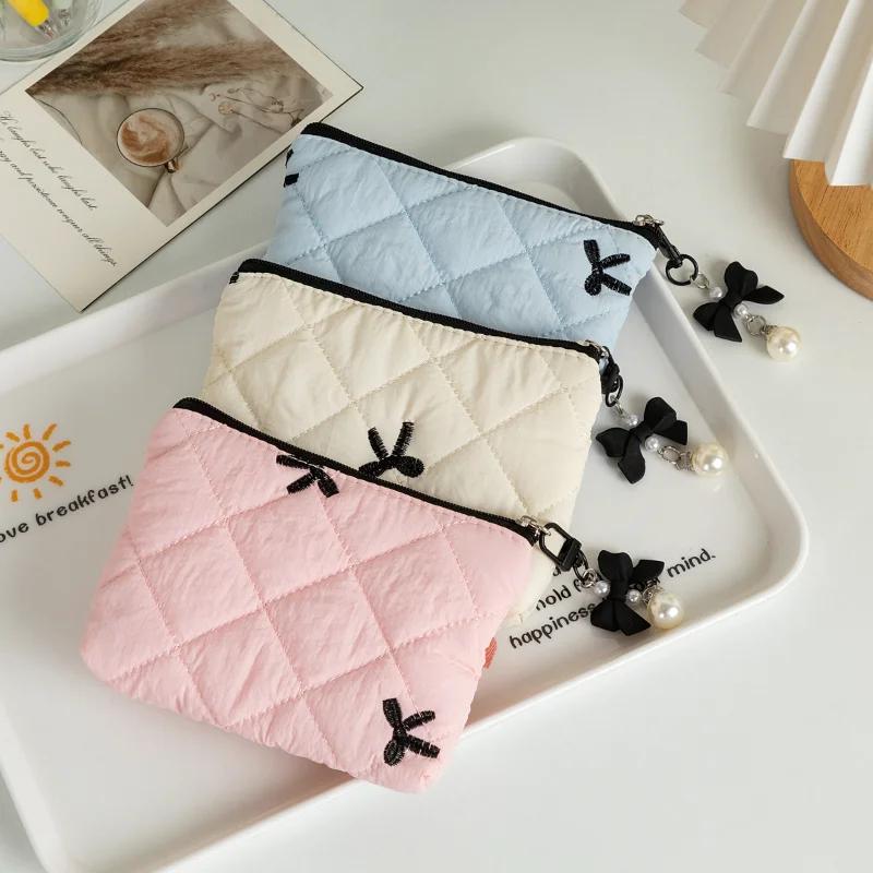 Cute Makeup Pouch for Lipstick Earphones Sanitary Napkin Tampon Storage Bag Wallet Quilted Bow Cosmetic Bag with Bow Pendant