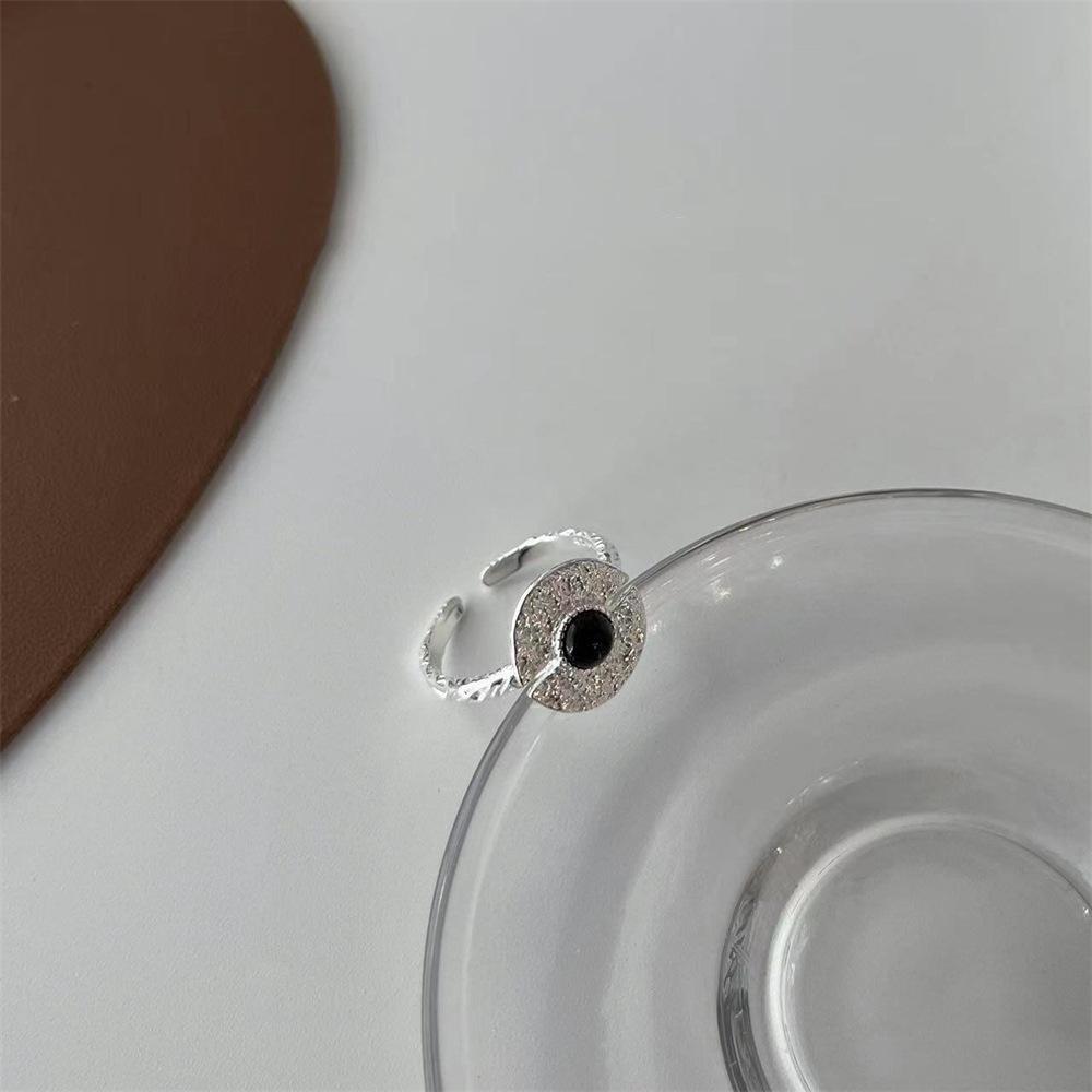

Disc black agate ring light luxury niche design ins personalized ring simple index finger ring