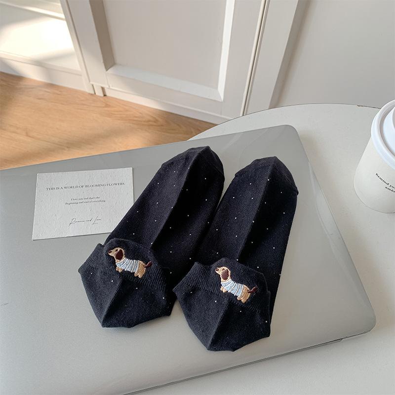Female Spring and Summer Thin Pure Cotton Polka Dot Cute Cartoon Dachshund Embroidered Boat Socks