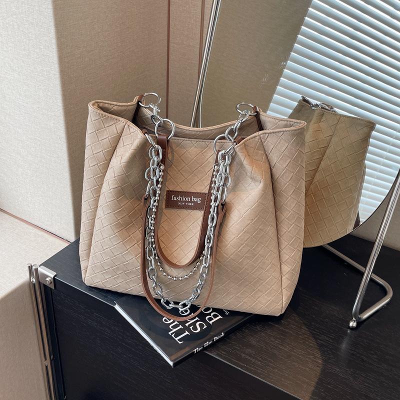 Large Capacity Tote Bag Women's New Casual Fashion Versatile Shoulder Bag