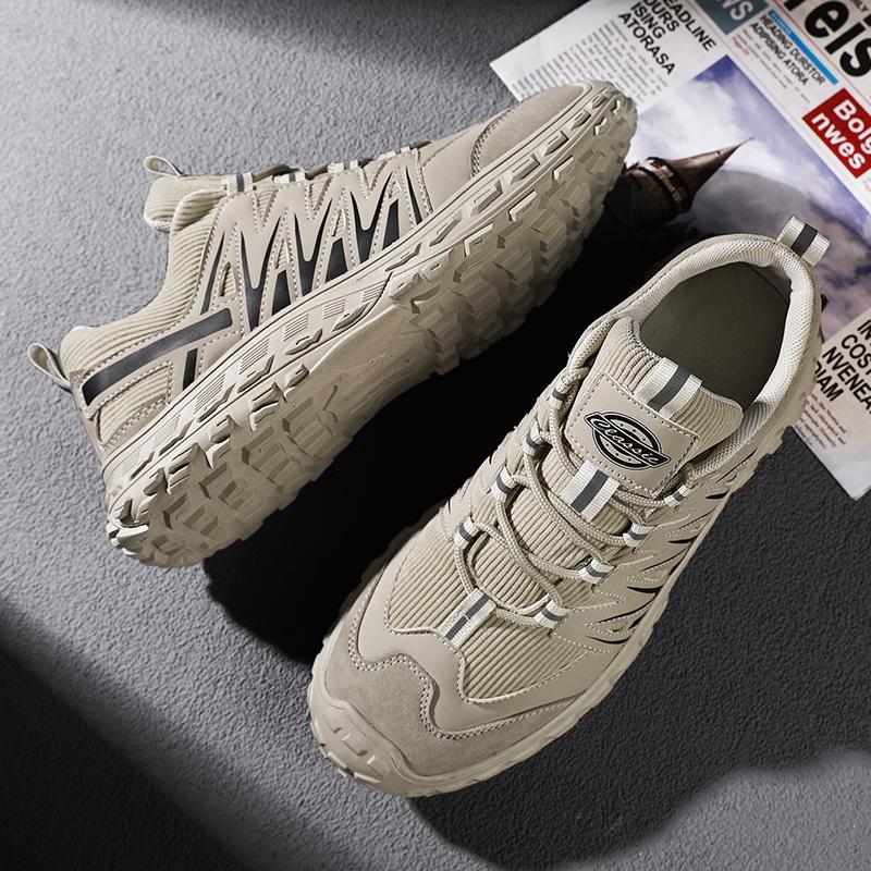 Classic New Men's Sports Shoes Anti Slip Durable Men's Casual Shoes Outdoor Hiking Traveling Shoes Running Shoes Free Delivery