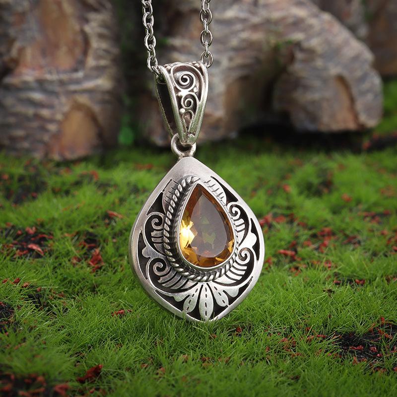 Water Droplet Shaped Hollow Carved Pendant Necklace, Inlaid with Zircon Retro Fashion Accessories Gift