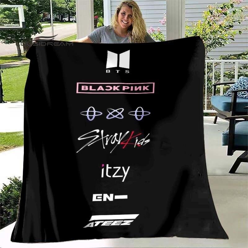 Koreanische Boyband Stray Kids Decke Mode Flanell Flauschig Fleece Überwurf Kinder und Erwachsene Geschenk Sofa Reise Camping