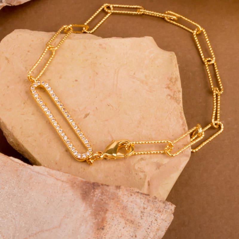 AUGUST ALICE Cubic Hole Oval Chain Bracelet _ Gold