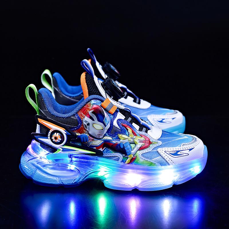 Boys' 2025 Winter Cartoon Sports Luminous Light-Up Shoes: Warm, Anti-Slip, Plus Velvet