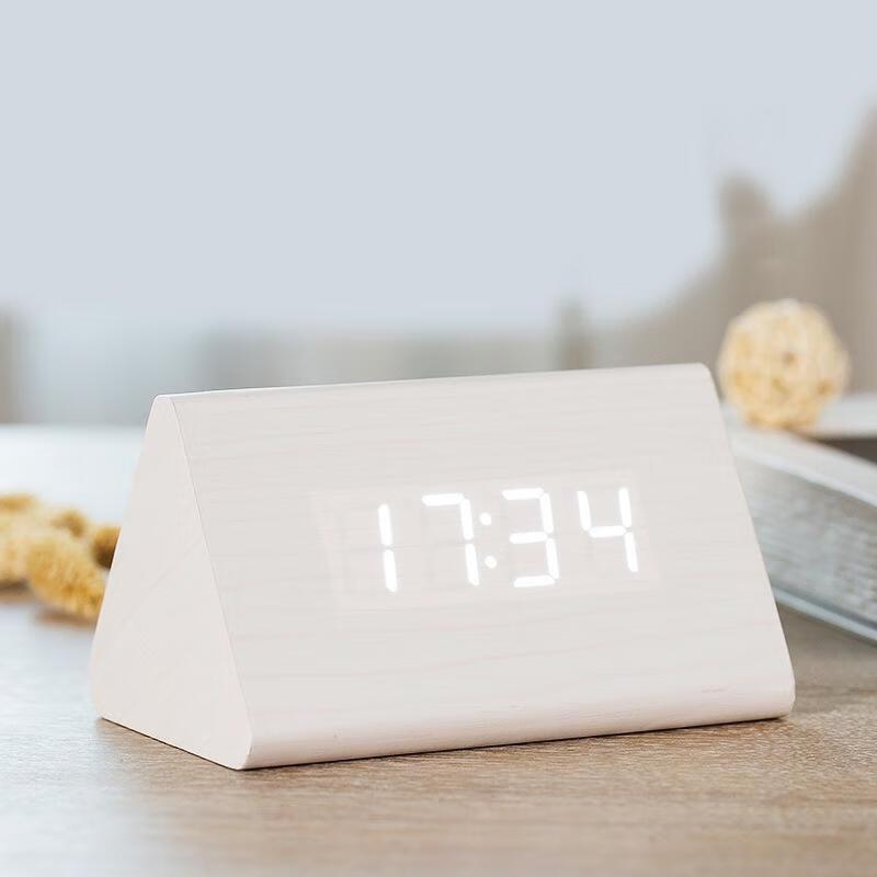 HANDUNYOU Wooden Triangle Digital Alarm Clock