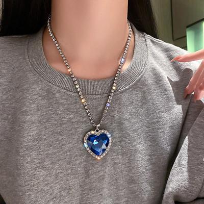Colar Feminino Exquisito Strass Grande Brilhante Coração do Oceano Duradouro Pingente de Festa Feminino Joia de Pescoço