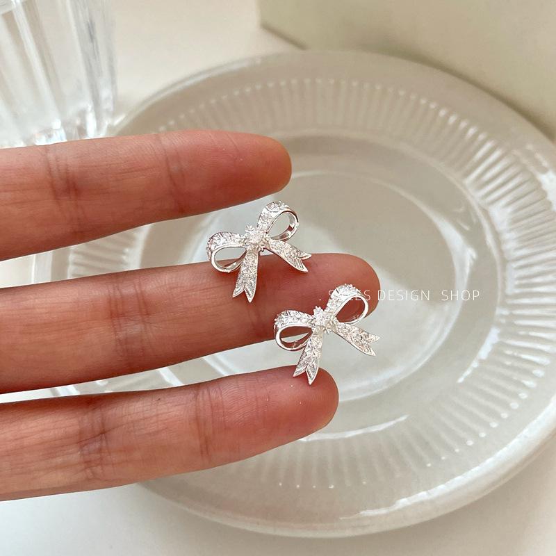 Korean Sweet Zircon Bow Stud Earrings - Elegant, Versatile Fashion Jewelry