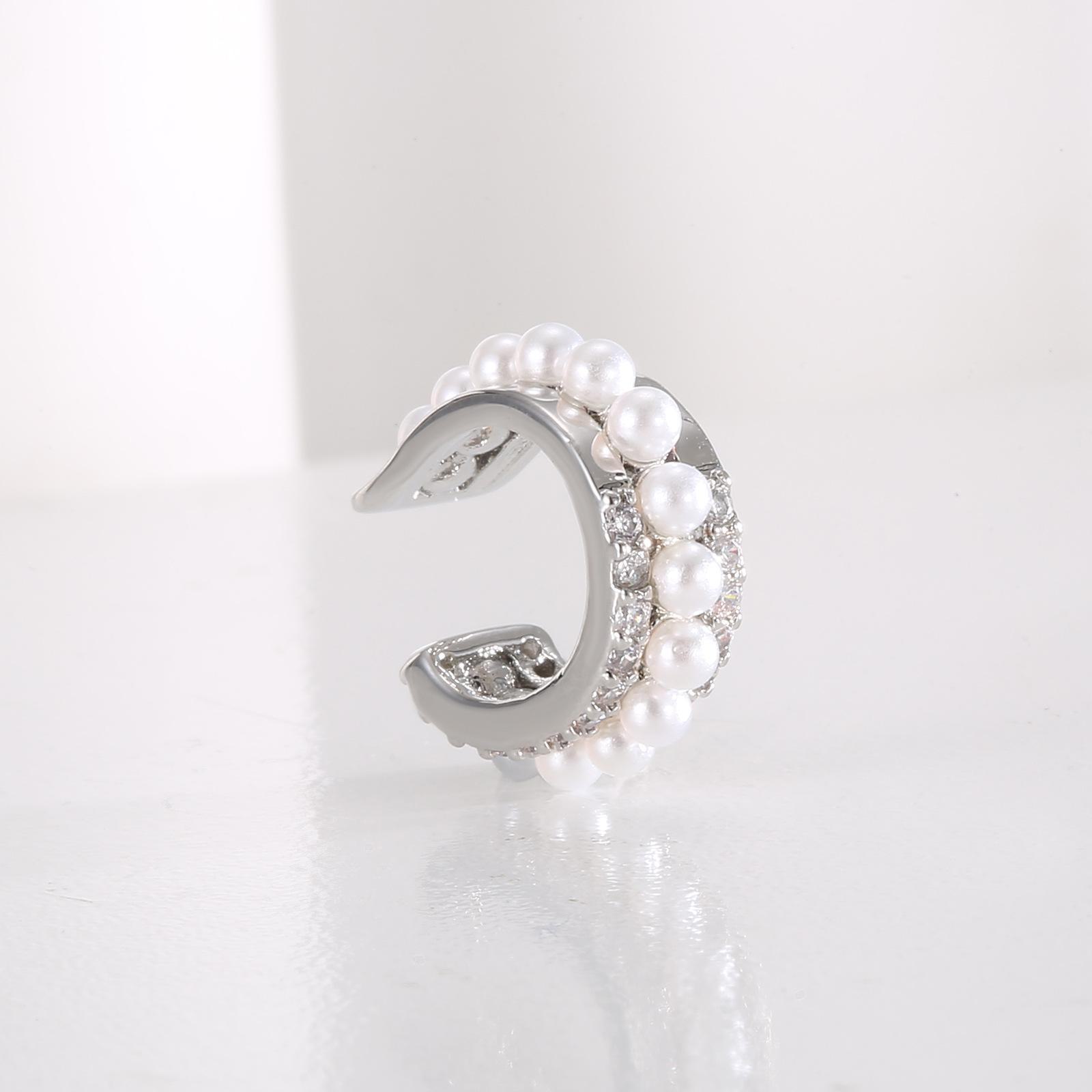 

Шикарные ретро-серьги с бриллиантами: Уникальные и стильные ушные клипсы для женщин H02510 Ear bone clip single 1.1g