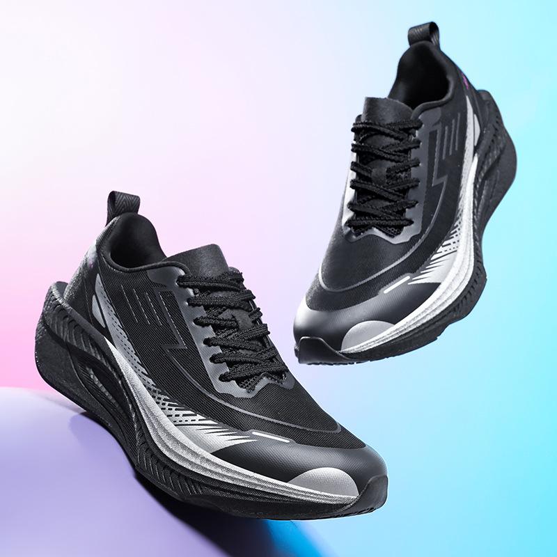 

2025 new ultra-light breathable carbon plate couple running shoes men s and women s versatile thick-soled shock-absorbing and non-slip shoes 45
