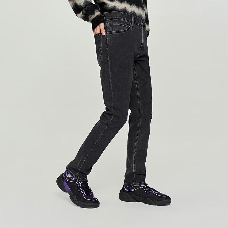 Lee Men's 709 Slim Tapered Thermal Jeans