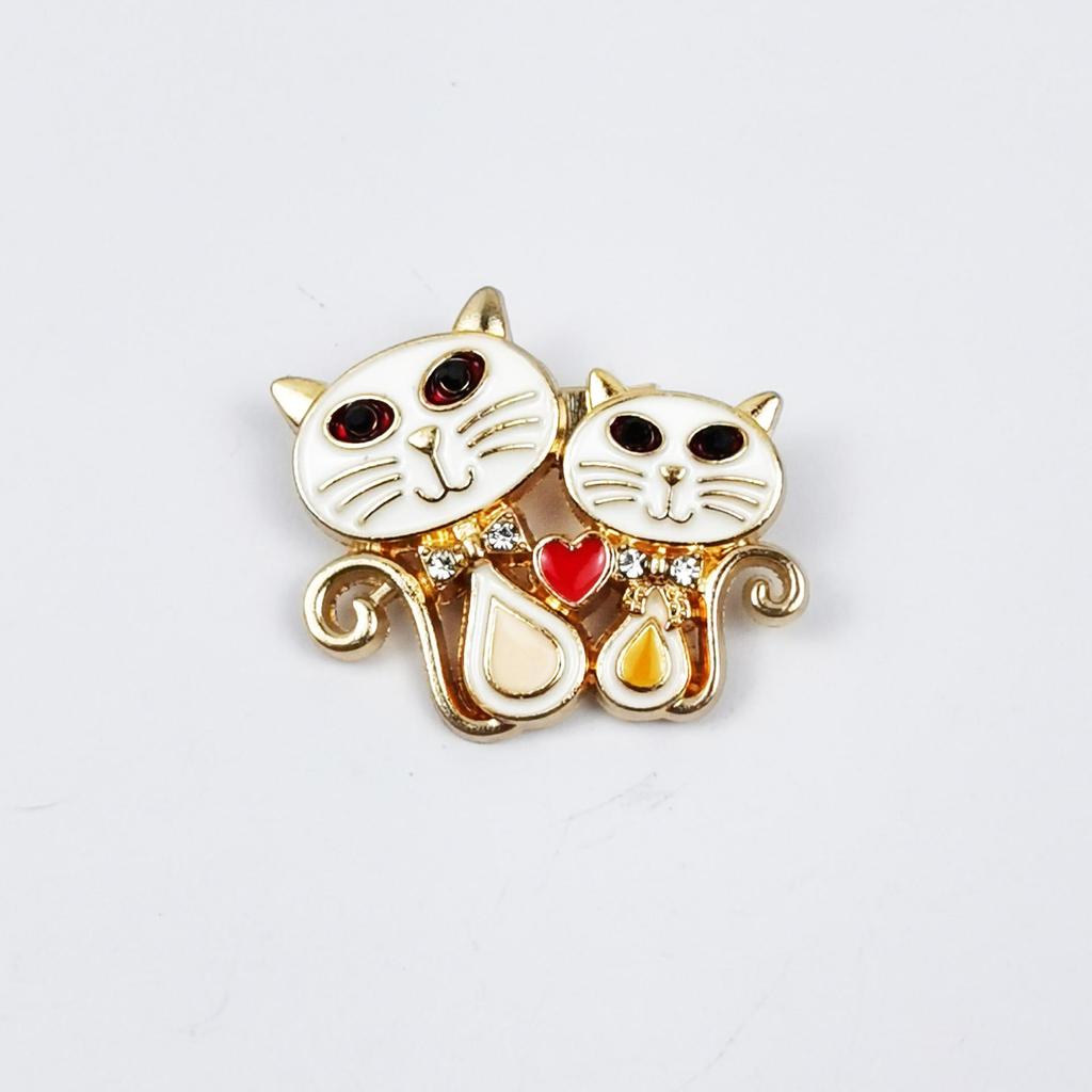 Cute Cartoon Cat Couple Brooch Set - Versatile Backpack Badge & Decorative Accessory