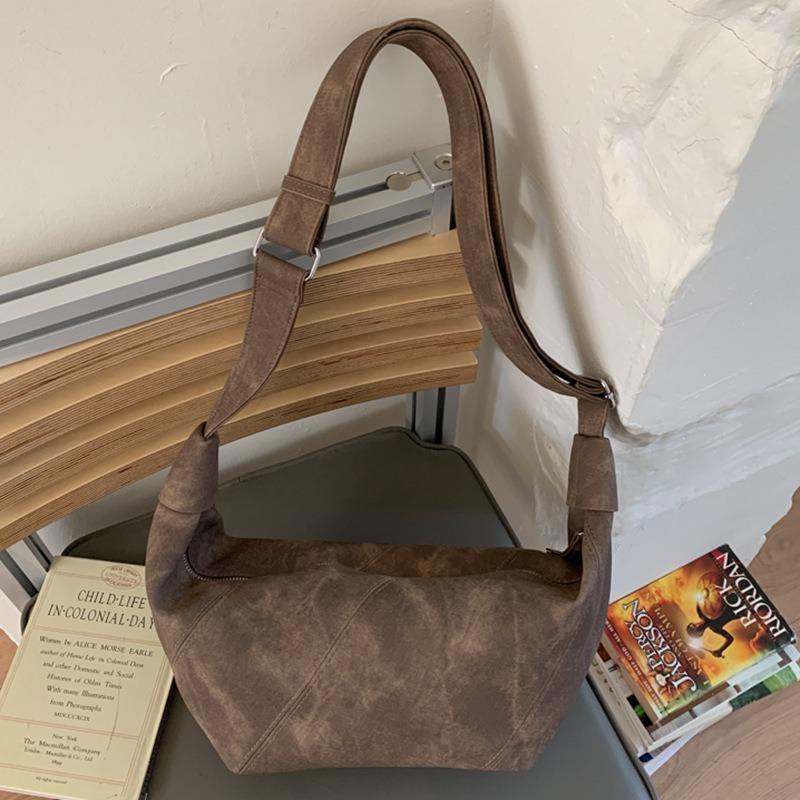 Large-capacity women's bags autumn new suede dumpling bags to work commuter bags fashionable and simple shoulder bags
