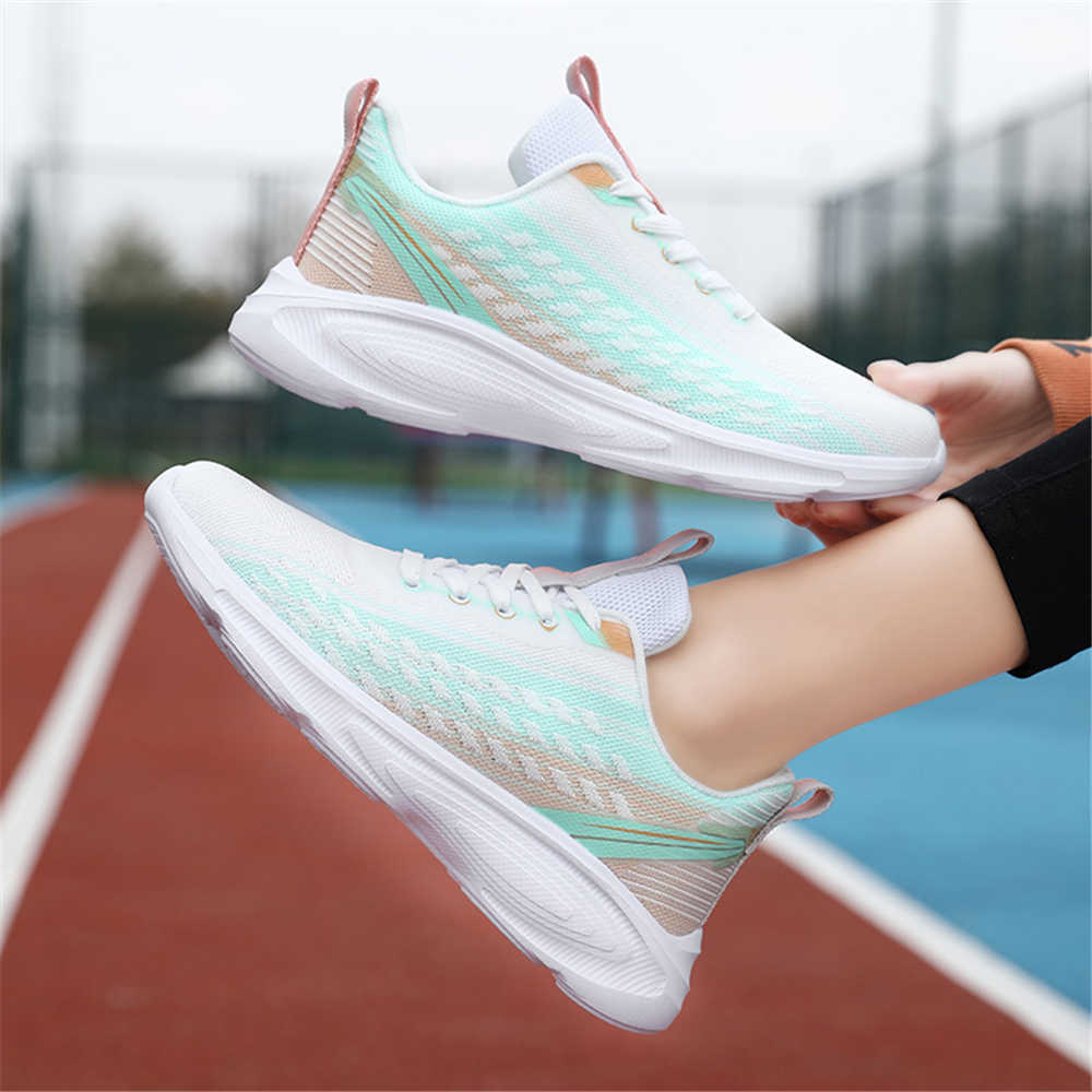 Fashion Thick Bottom Parkour Woman Fashion Tenis Loafers Large Size Sports Shoes Red Sneakers Husband Clearance Wholesale To Resell