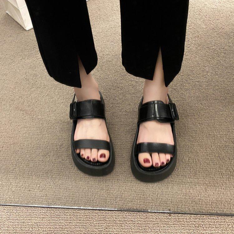 2025 new summer wear flat-bottomed fashion sandals women's skirt platform women's shoes heightening beach sandals