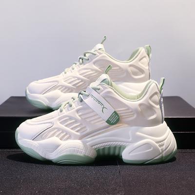 Sapatos de Papai Femininos da Moda Primavera Novos Malha Respirável Combina com Tudo Solado Grosso Casual Sapatos Esportivos