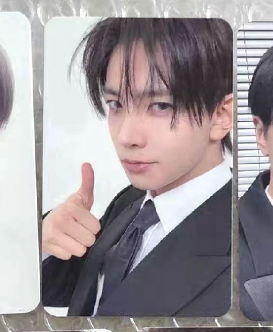 

[USED] ENHYPEN Heeseung UNLEASH Record Limited Edition Bonus Trading Card