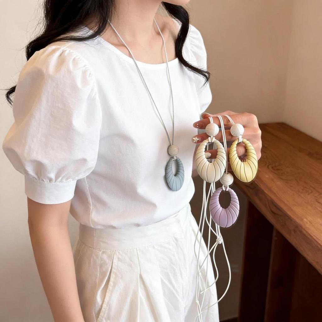 2026 New Geometric Pendant Necklaces Women Macaron Color Oval Sweater Chain Exquisite Aesthetic Daily Party Jewelry Accessories