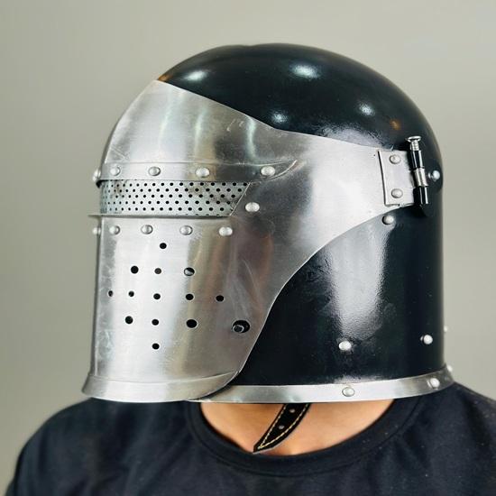 Barbuta Helma s hledím Středověký rytíř 18g Měkká ocel Helma Cosplay Halloweenský kostým Barbuta Válečná helma Nejlepší dárek
