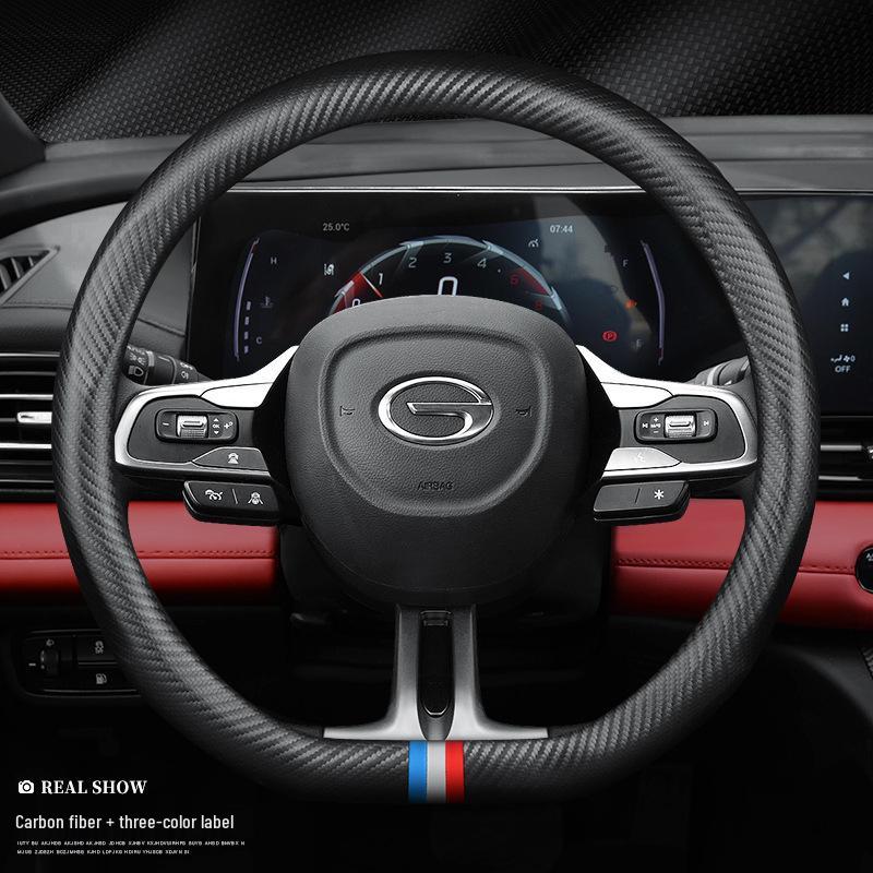 Trumpchi GS4 Leather Steering Wheel Cover 2022: Non-Slip, Carbon Fiber Handle, Hand-Sewn.